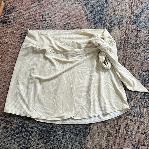 Calia By Carrie Underwood Swim Bundle sz XS - Picture 2 of 6